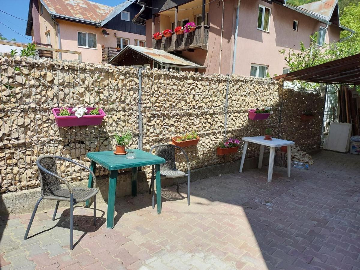 فندق Casa Ryana سِنايا المظهر الخارجي الصورة